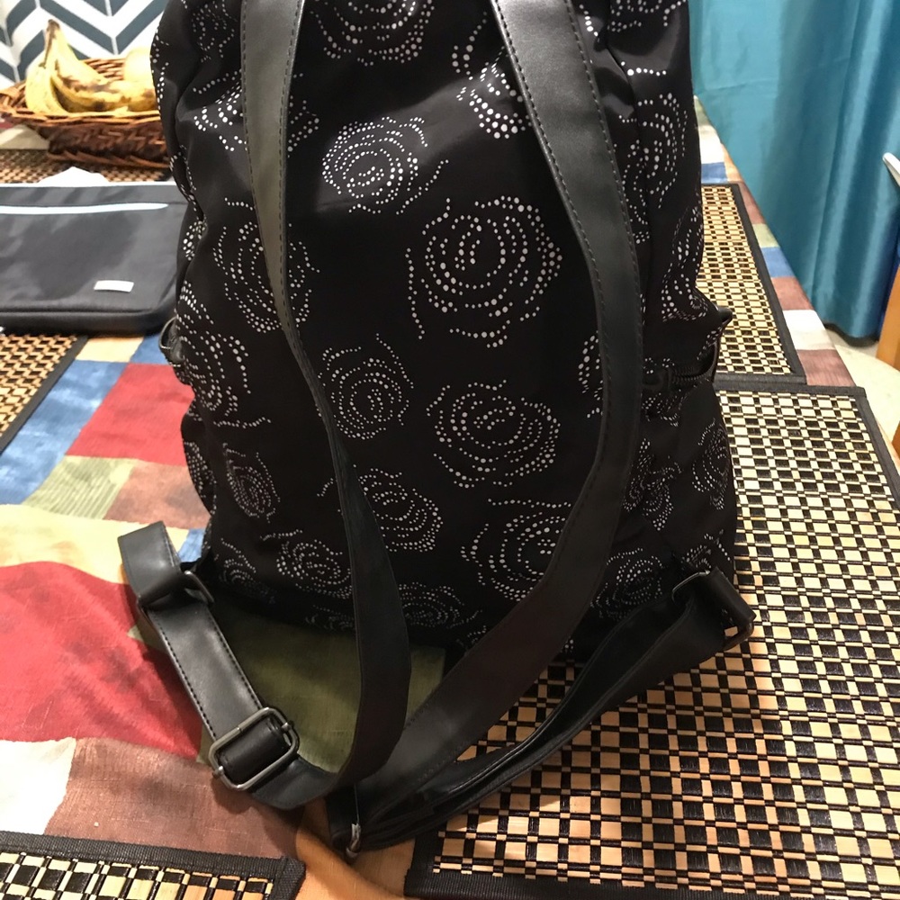 Fabletics Black backpack - Picture 3 of 10
